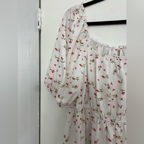 Cottagecore Floral Dress - Picture 6 of 7